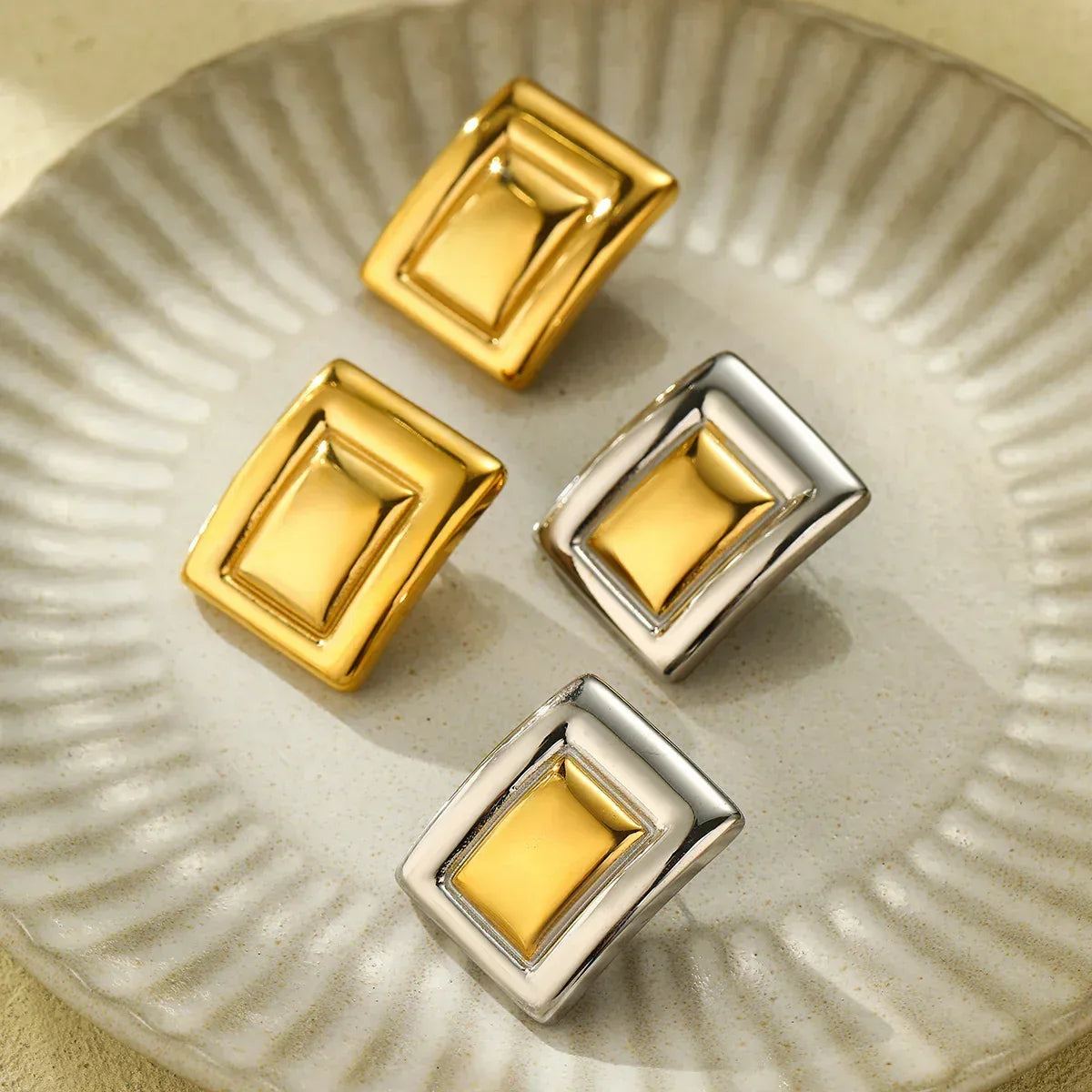 Jocelyn Gold Earrings - Viexta