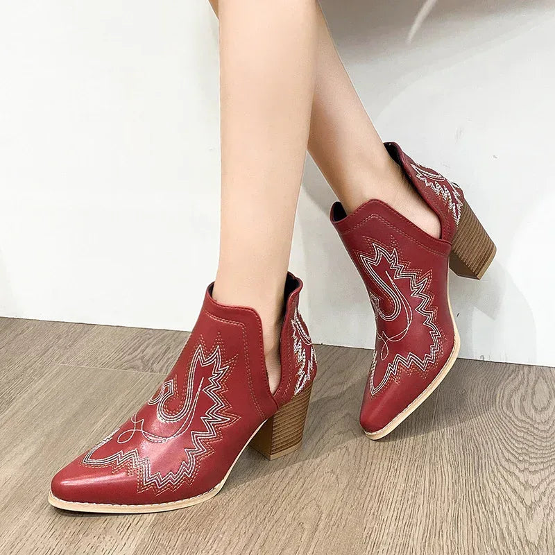 Vintage Embroidered Martin Boots - Viexta