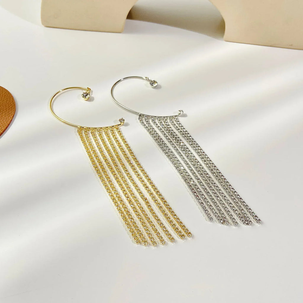 Rhinestone-encrusted Tassel One Earrring - Viexta