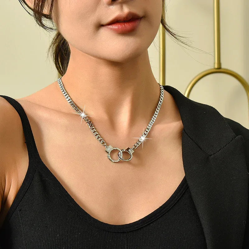 Universal Titanium Steel Handcuffs Necklace - Viexta