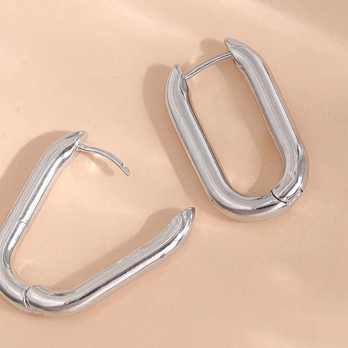 Rectangular Ear Clip