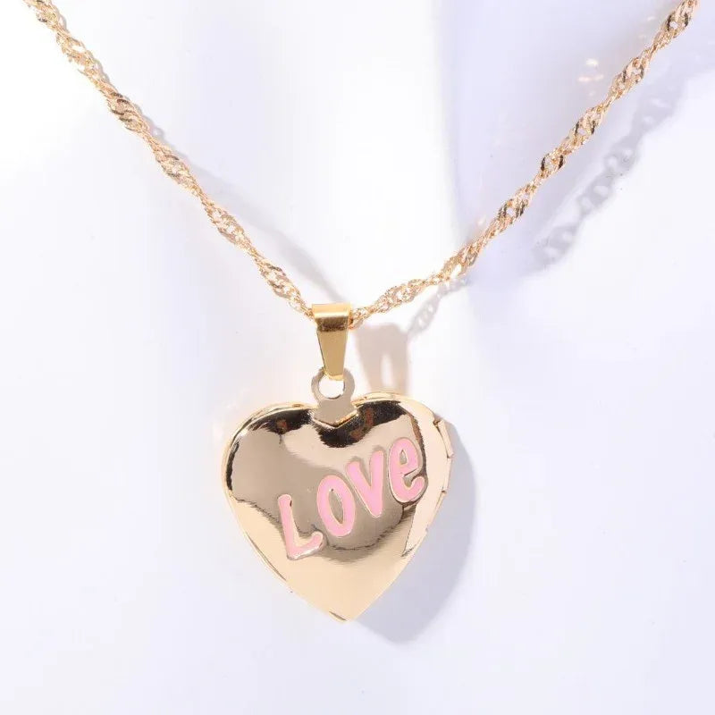 Shell Titanium Steel Album Necklace - Viexta
