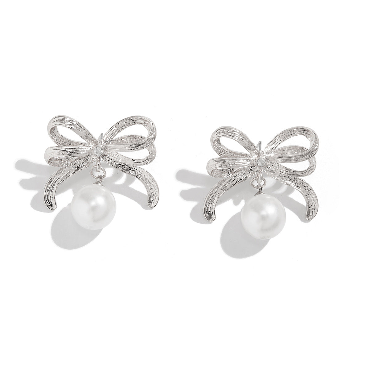 Bow Pearl Stud Earrings