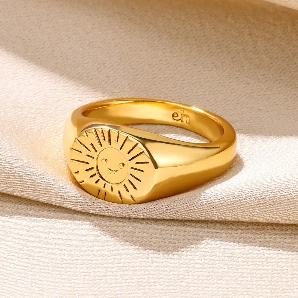 18K Smiling Face Sun Light Ring - Viexta