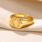 18K Smiling Face Sun Light Ring