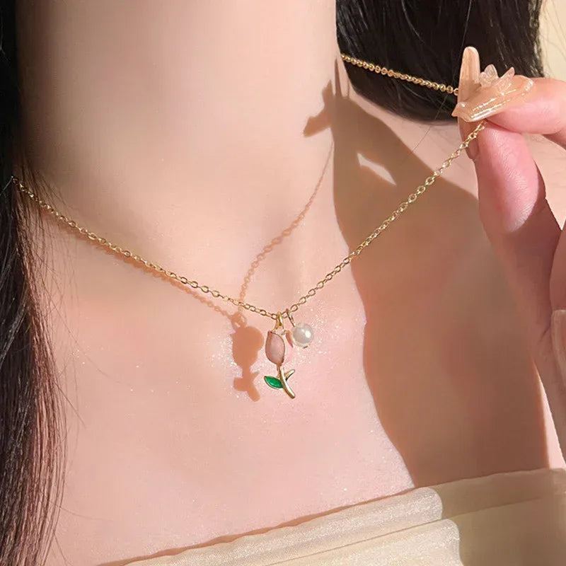 Tulip Pearl Necklace - Viexta