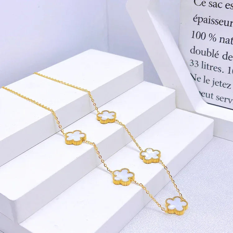 Five-leaf Flower Necklace Set - Viexta