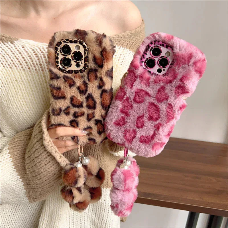 personalized-leopard-print-winter-plush-iphone-case - Viexta