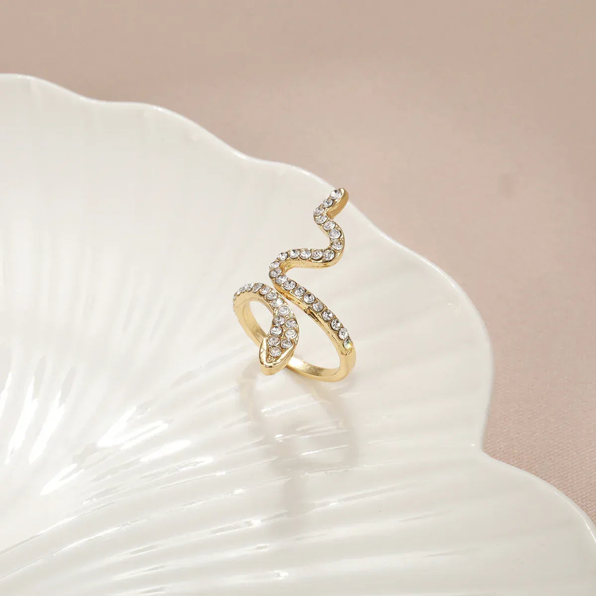 Rhinestone Snake Ring - Viexta