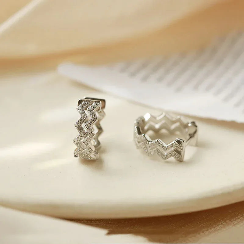 Diamond-embedded Gold-plated Versatile Earrings - Viexta