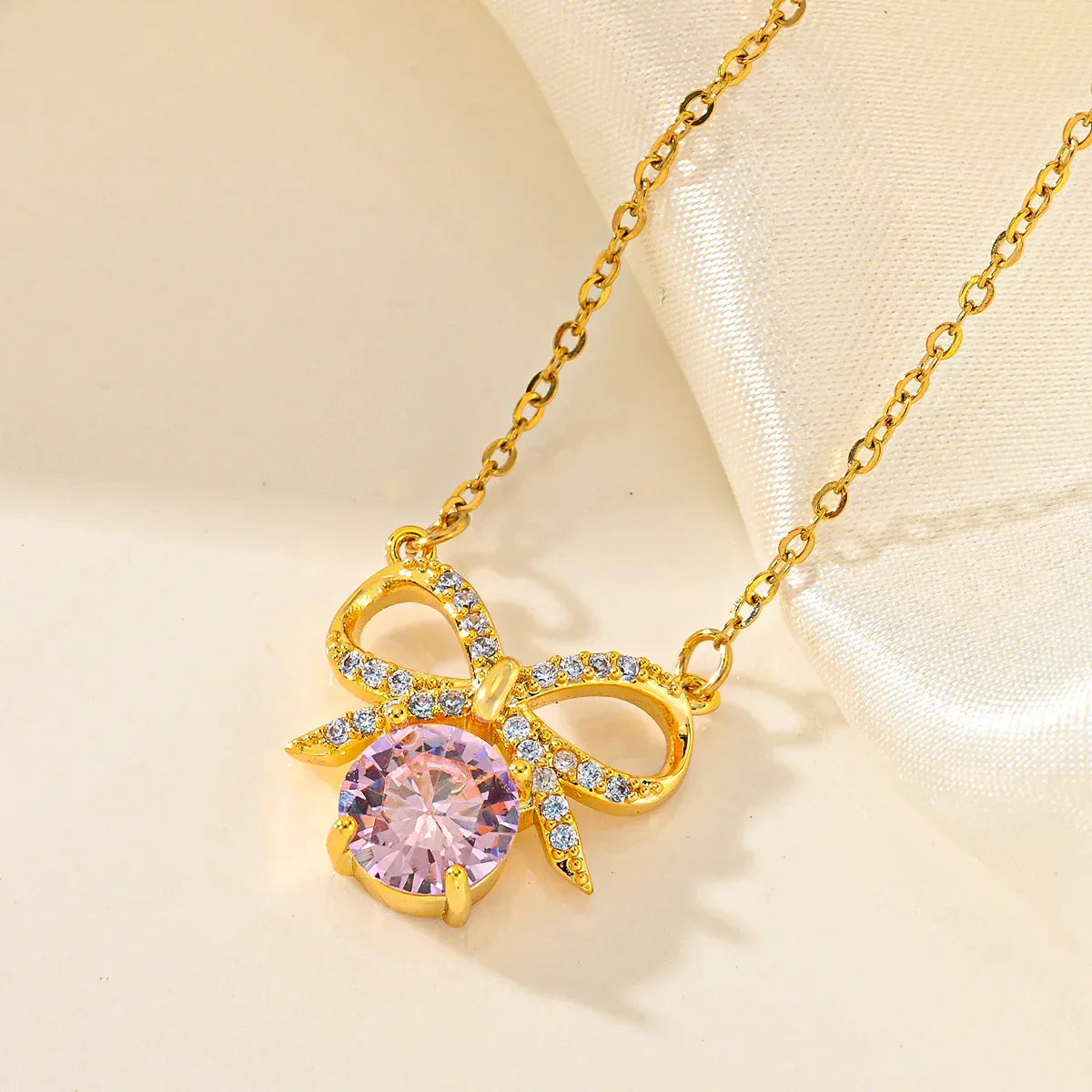 Bow Gang Drill Necklace - Viexta