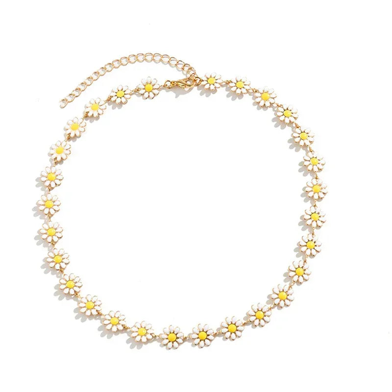 Drop Oil Daisy Clavicle Necklace - Viexta