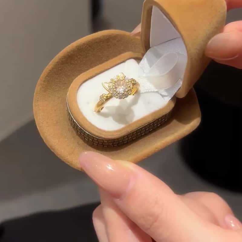 Rotating Adjustable Index Finger Ring