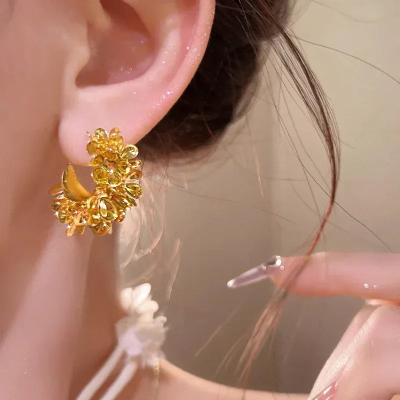 Golden C- Shaped Earrings - Viexta