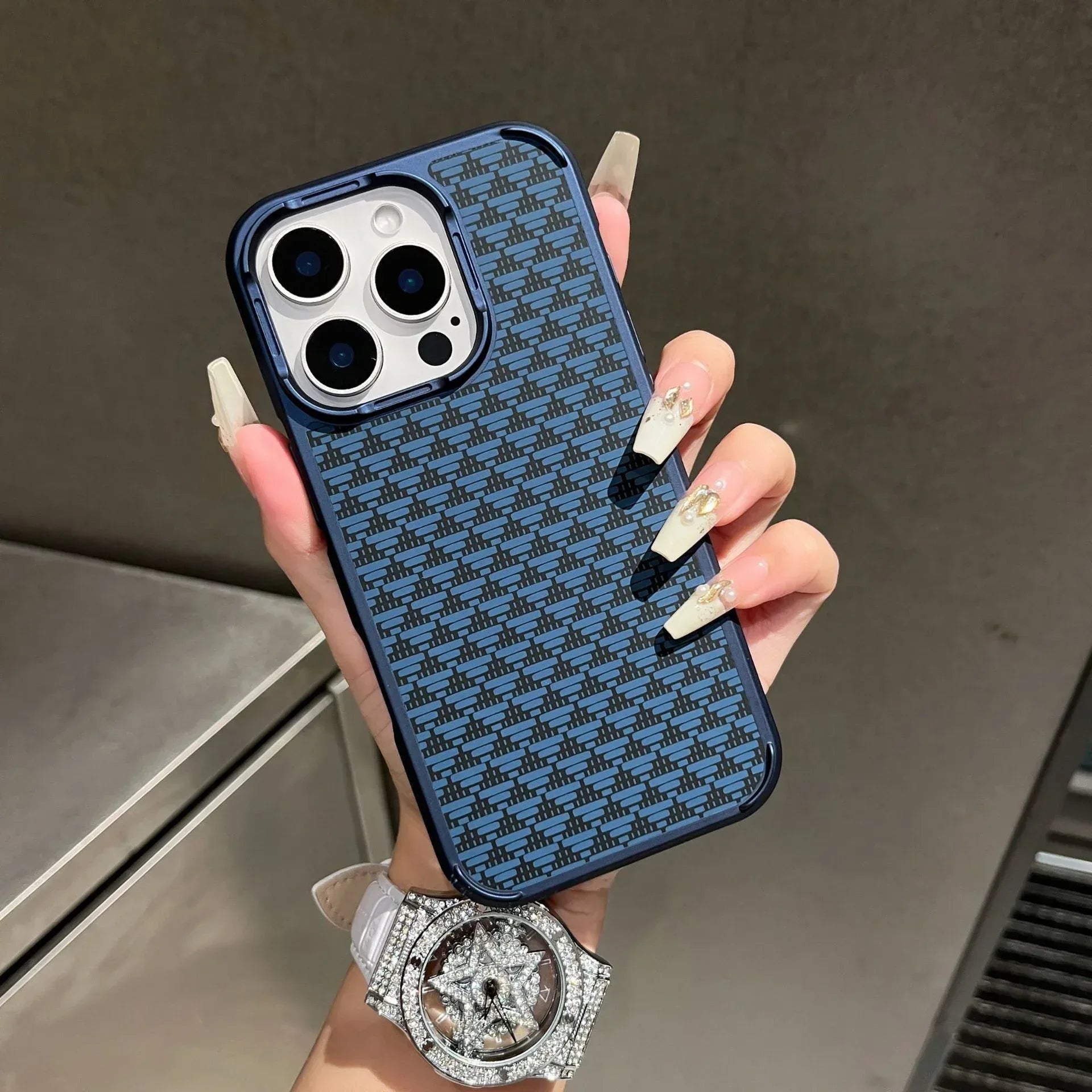 Carbon Fiber Magnetic Suction iPhone Case - Viexta