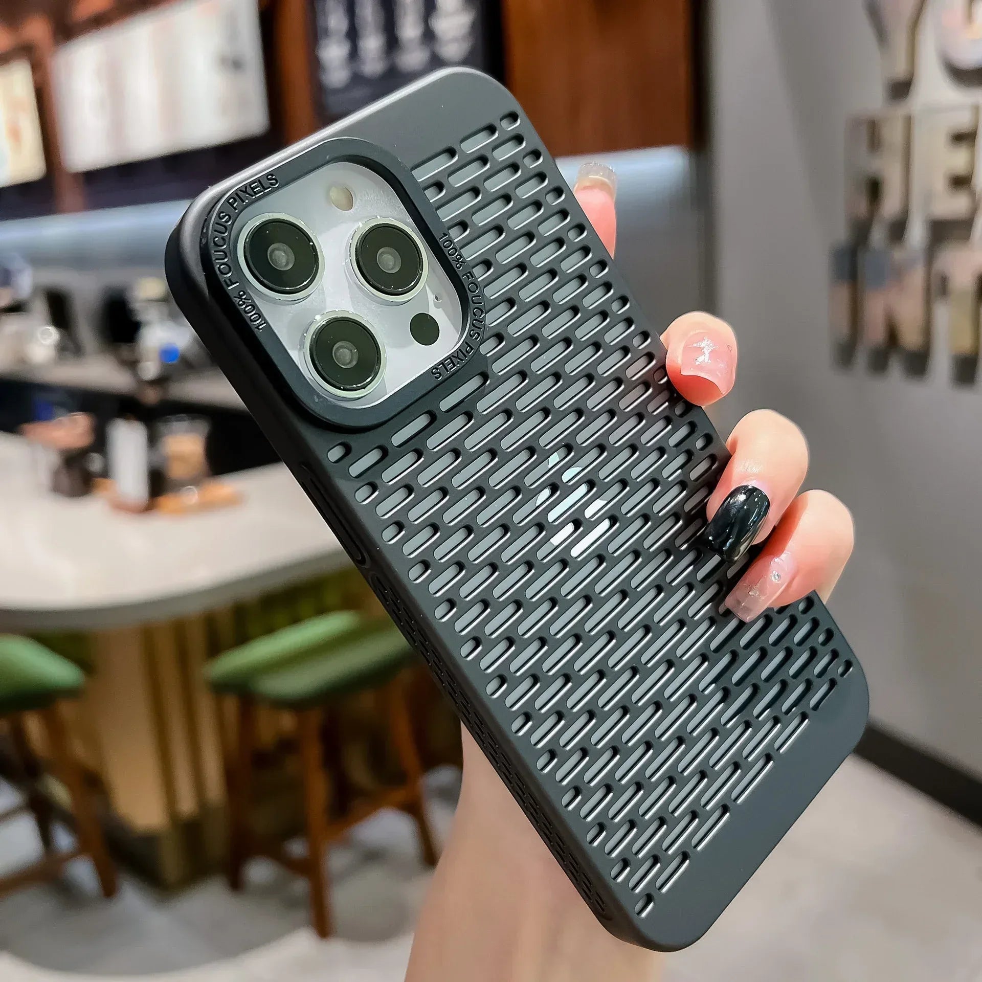 Mesh Breathable Heat Dissipation Metal Frame IPhone Case - Viexta