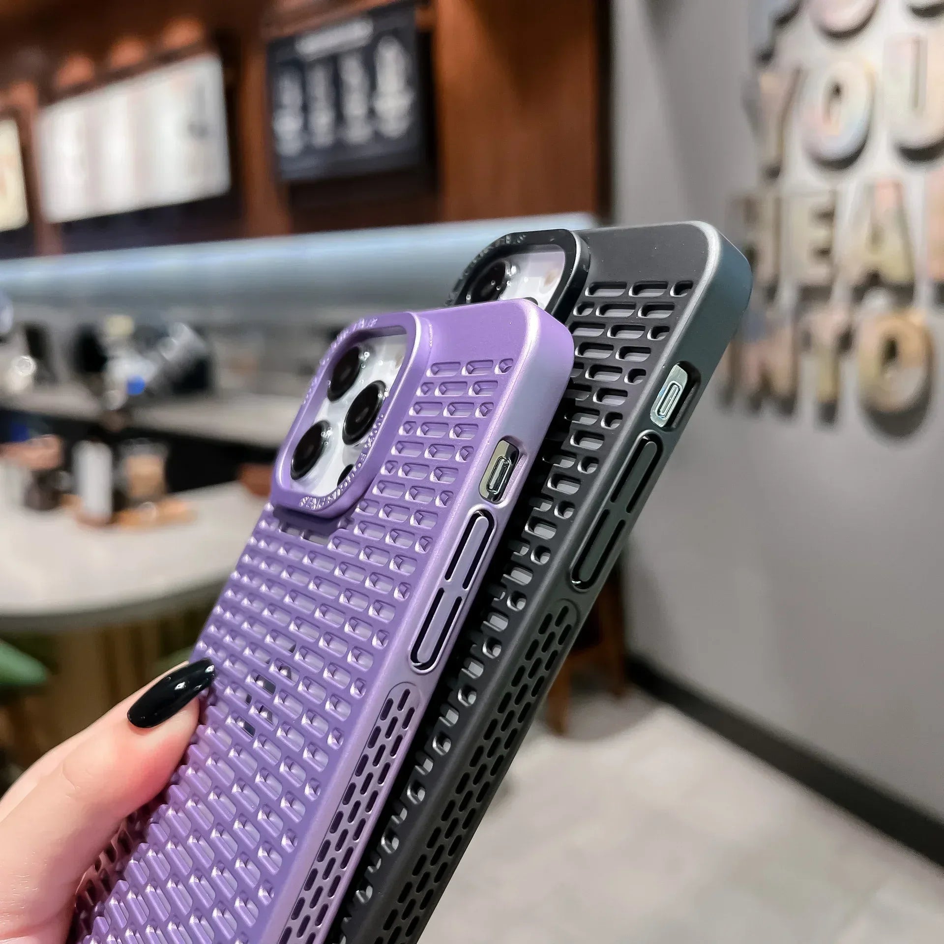 Mesh Breathable Heat Dissipation Metal Frame IPhone Case - Viexta