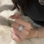 Simple Diamond Studded Vintage Ring - Viexta