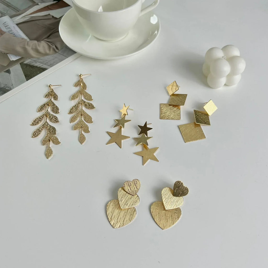 Exaggerated Leaves Layered Earrings - Viexta