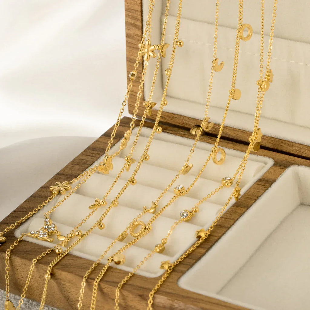 Women's Heart-shaped Pendant Necklace - Viexta
