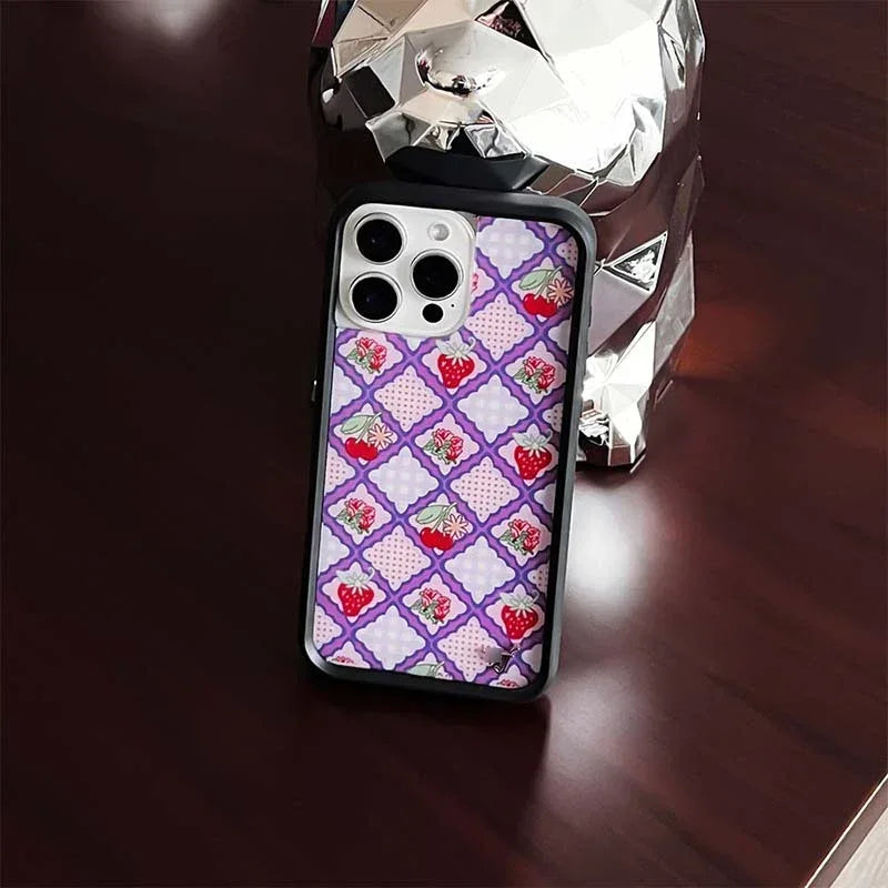 plaid-strawberry-star-iphone-case - Viexta