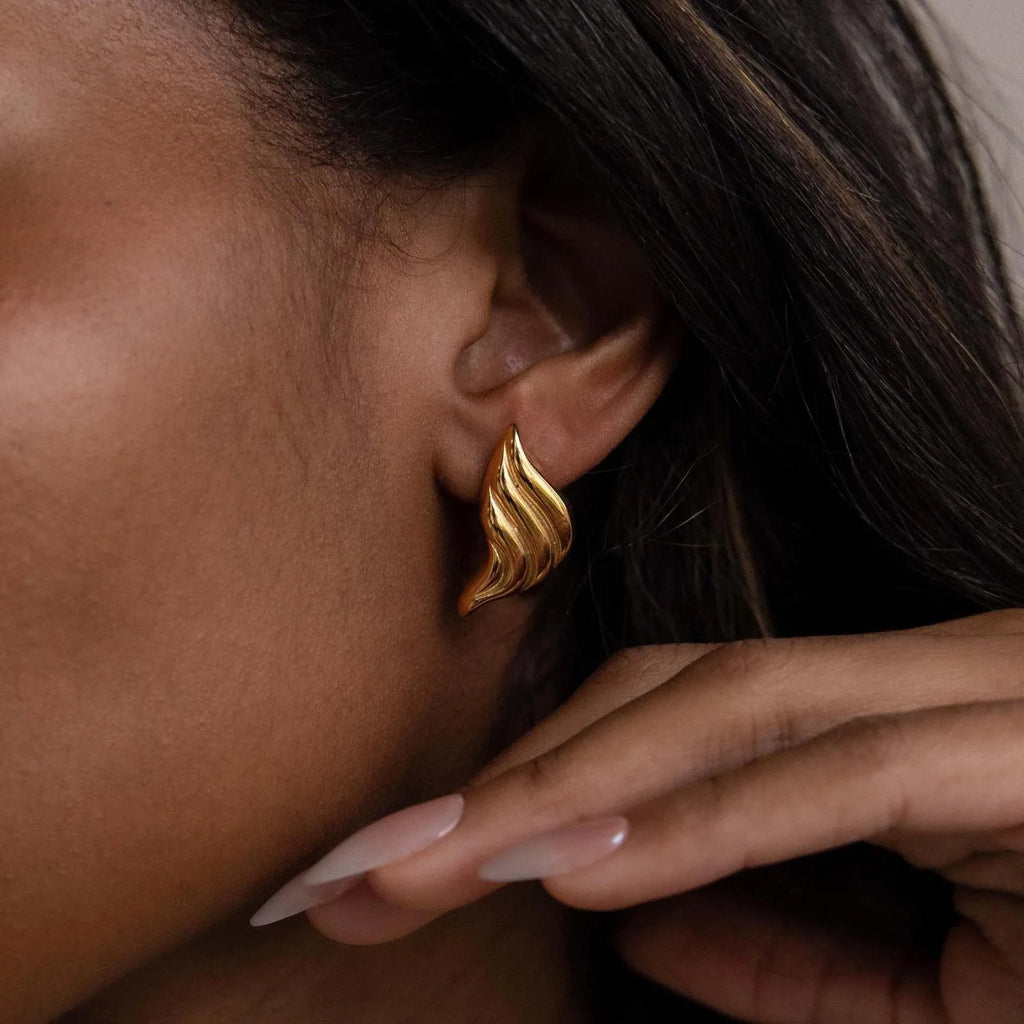 retro-stainless-steel-hollow-glazed-ear-stud - Viexta