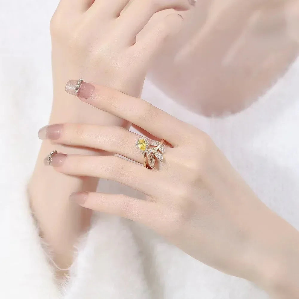 Zircon Shining Leaves Gang Drill Ring - Viexta