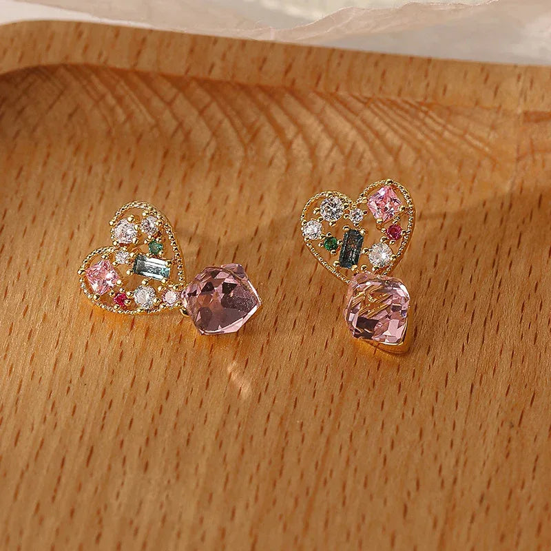 Retro Love Zircon Earrings - Viexta