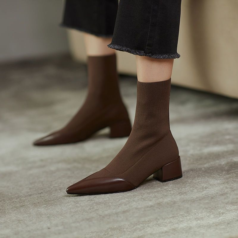 Yarn Pointed Chunky Heel Boots