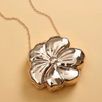 Flower Clutch Chain Crossbody Bag - Viexta