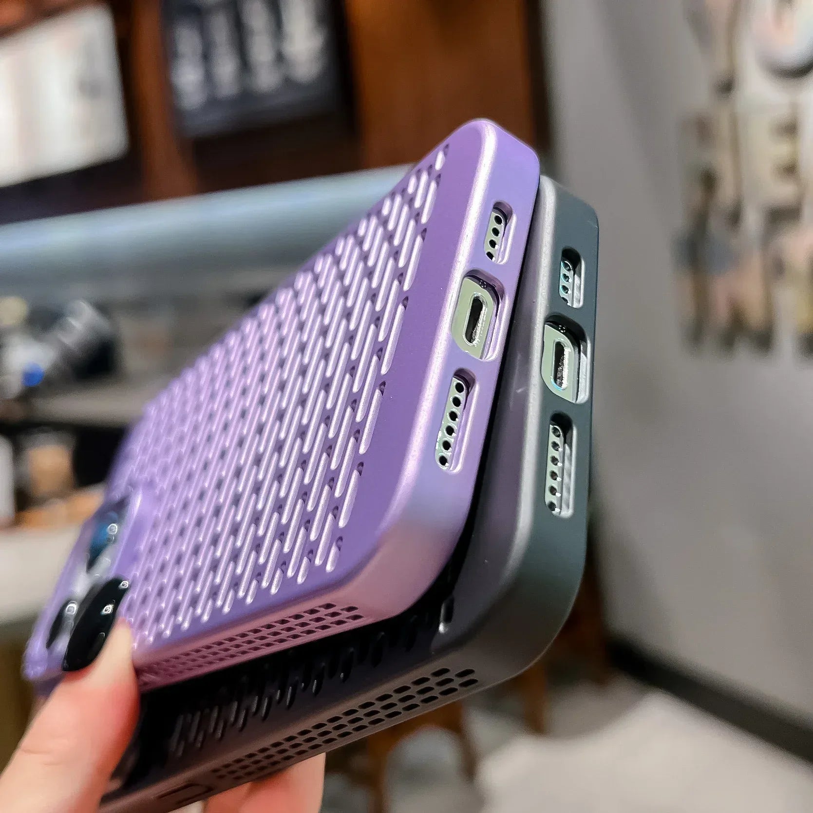 Mesh Breathable Heat Dissipation Metal Frame IPhone Case - Viexta