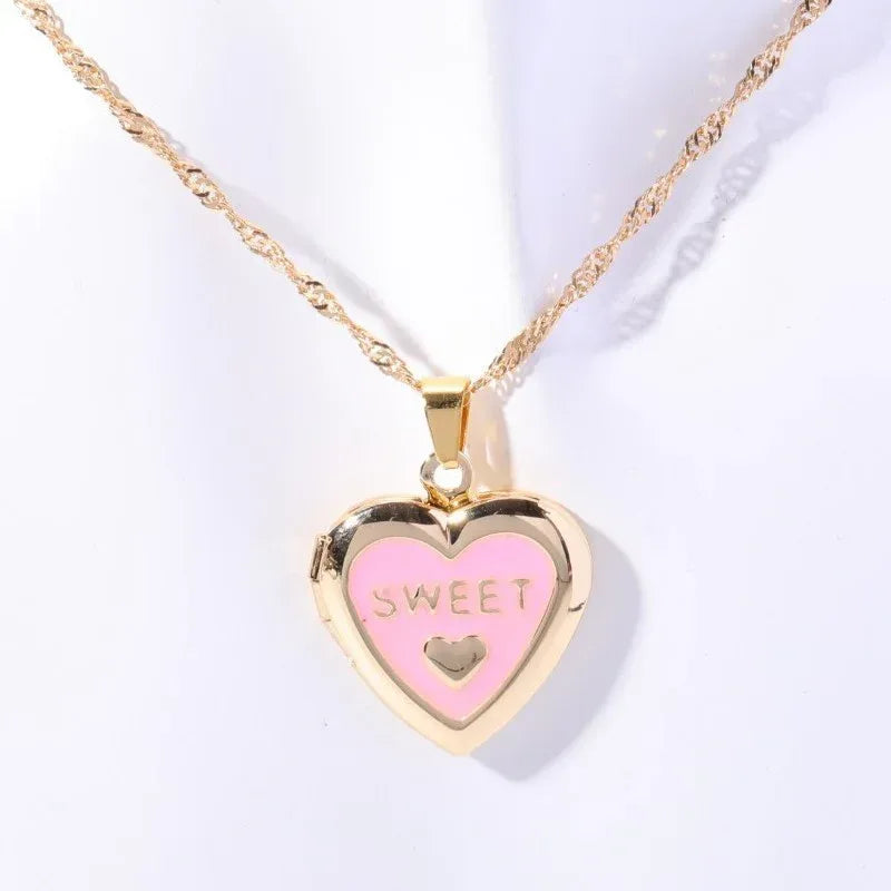 Shell Titanium Steel Album Necklace - Viexta