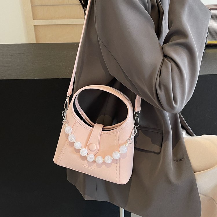 Portable Fashionable Trendy Bag