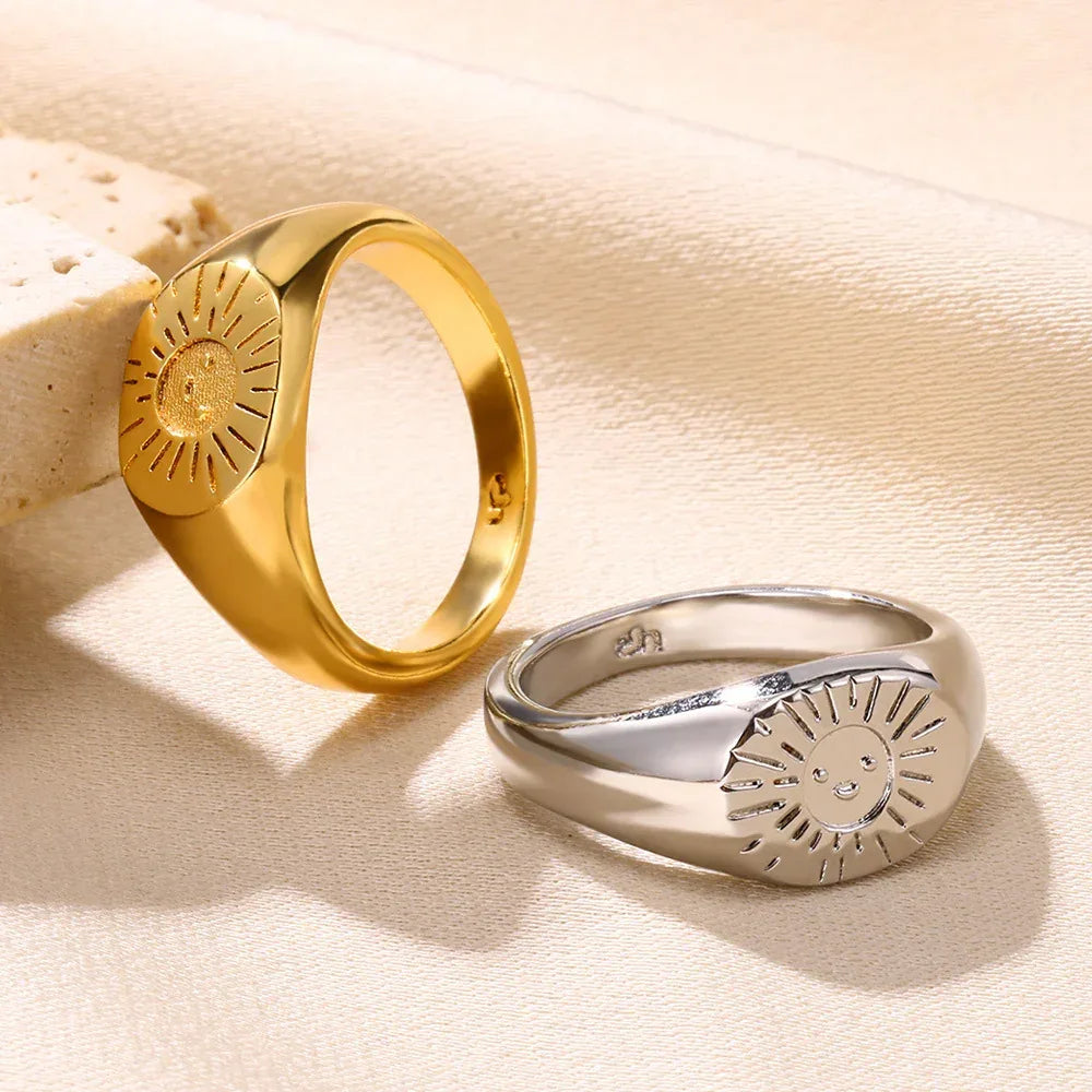 18K Smiling Face Sun Light Ring - Viexta