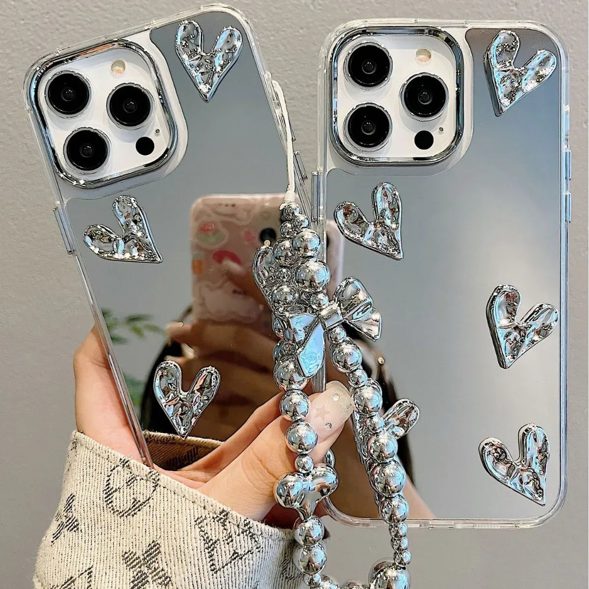electroplating-pleated-three-dimensional-heart-iphone-case - Viexta