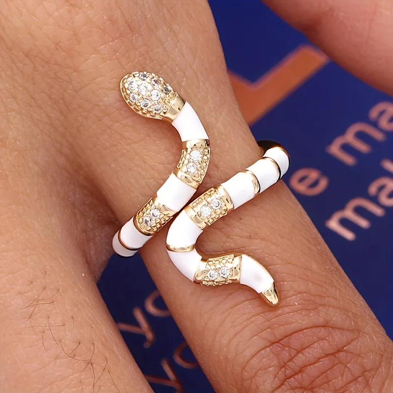 Rhinestone snake shaped ring