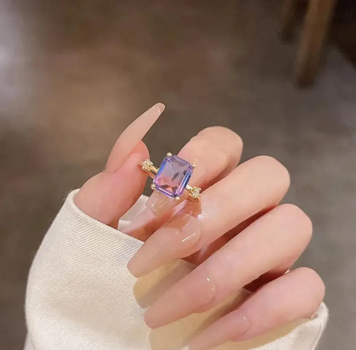 Mystique Square Ring - Viexta