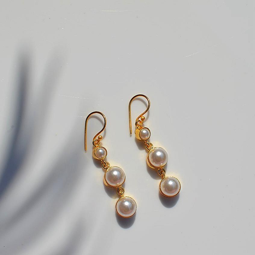 Pearl Drop Earring