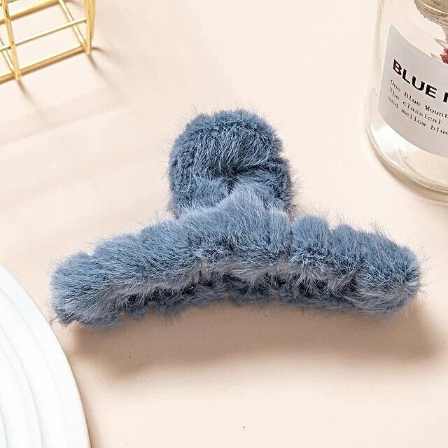 Fur Claw Clutches - Viexta