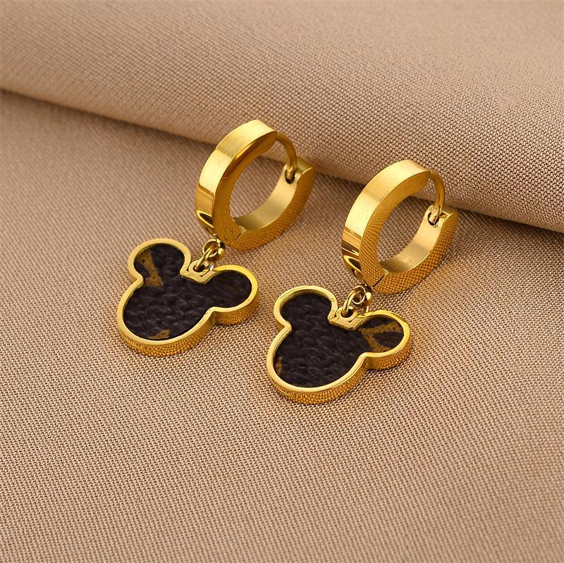 Mickey Hoops