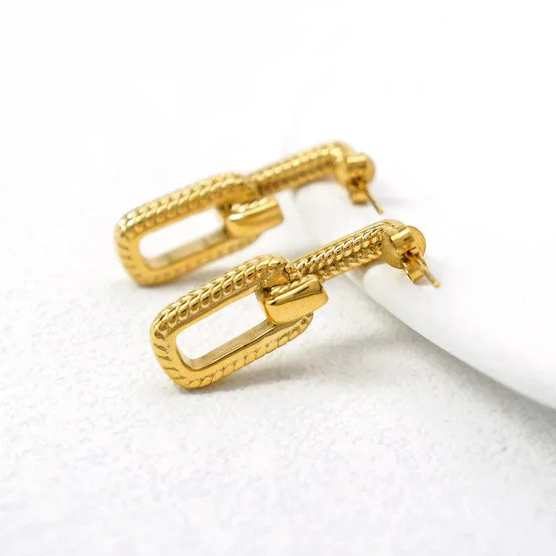 Engraved Double Edge Rectangle Earrings - Viexta