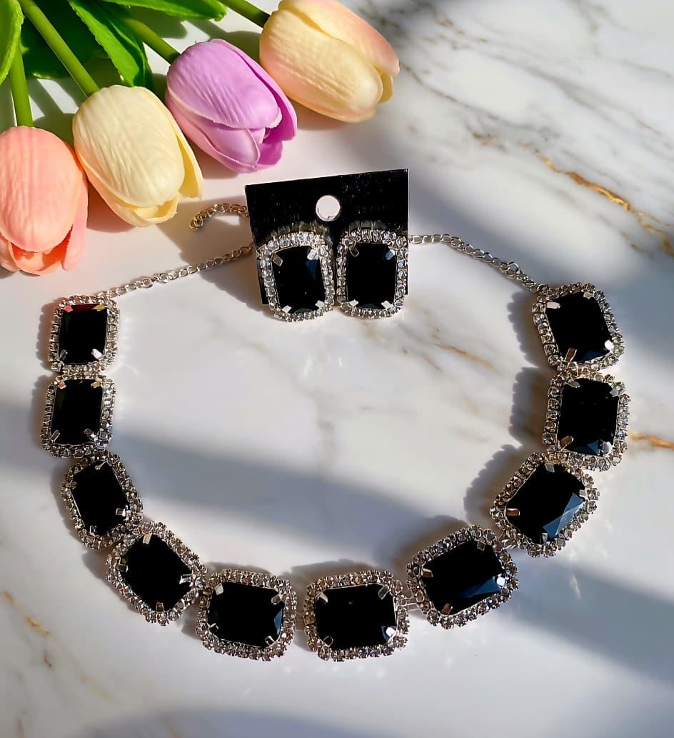 Ad Stone Neckpiece with Stud