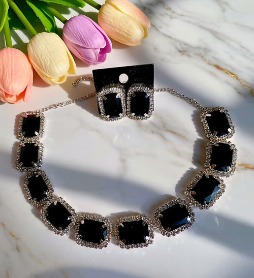 Ad Stone Neckpiece with Stud