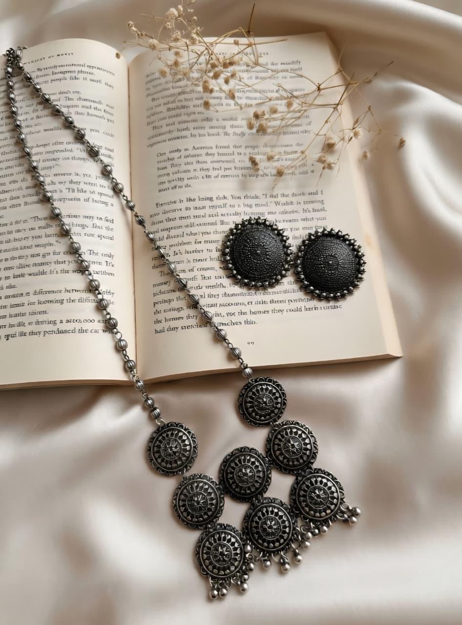 Indian Neckpiece Set