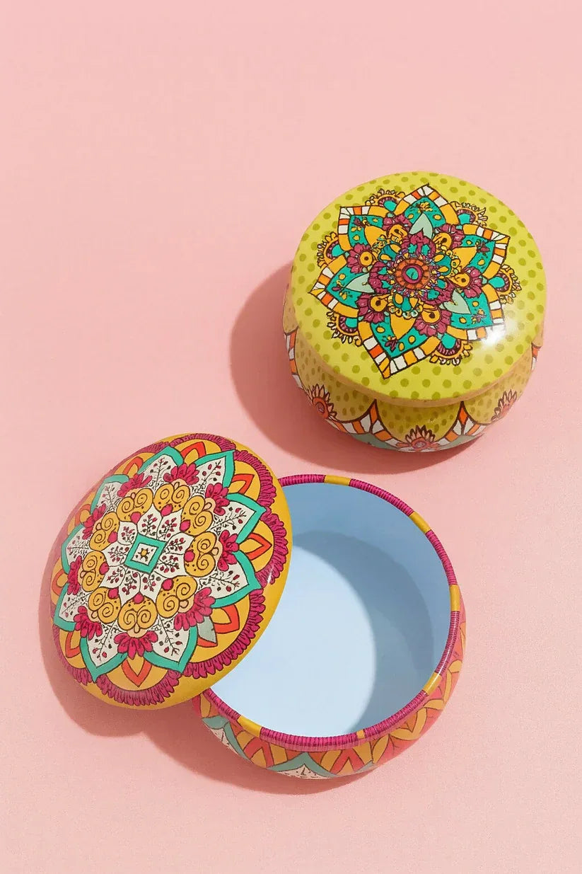Premium Round Geometric Metal Organizer (Random Color)