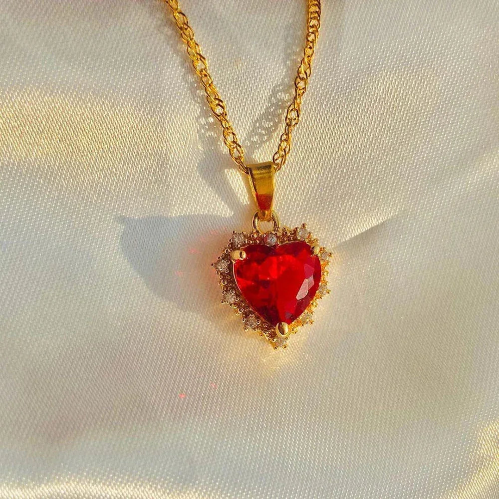 Colorful Rhinestones Heart-shaped Necklace - Viexta