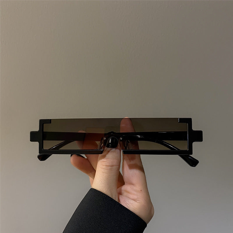 niche-metal-rectangular-one-piece-sunglasses