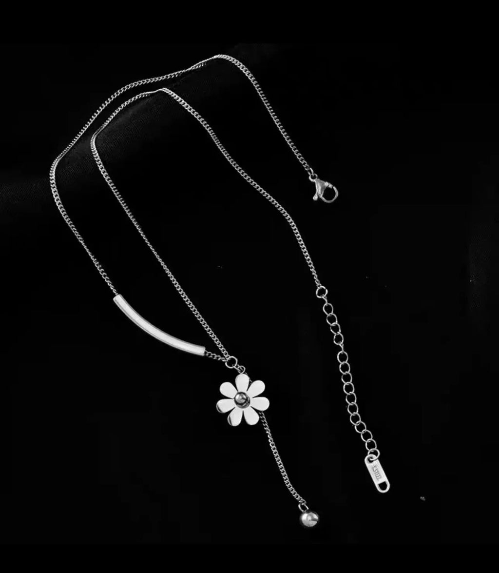 Titanium Steel Women's Zircon Clavicle Chain - Viexta