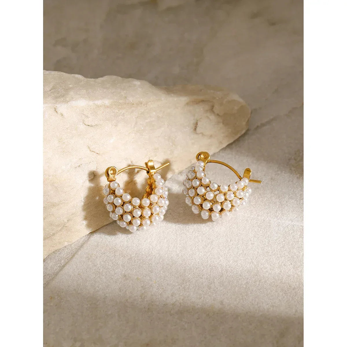 Fashion Hollowed-out Cabas Inlaid Rhinestone Earrings - Viexta