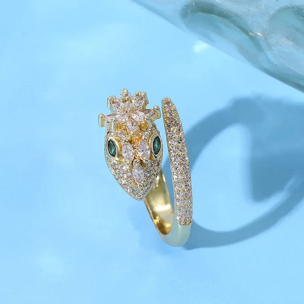 american-diamond-cobra-ring - Viexta